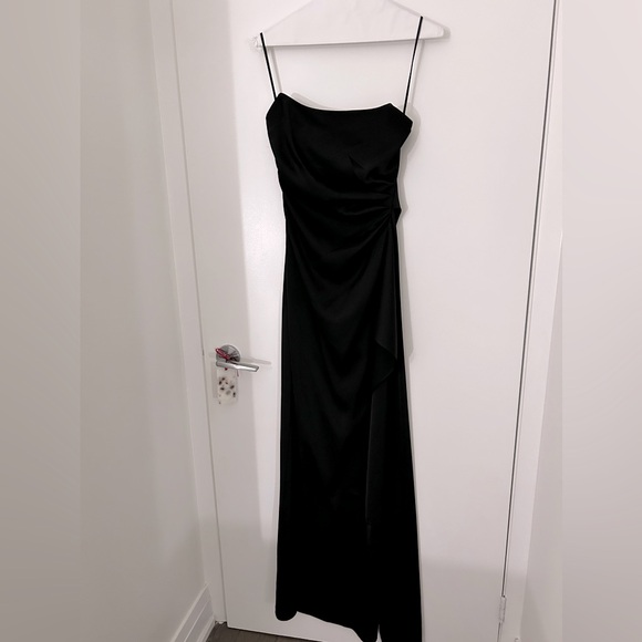 Lexi Alzira Dress in Black - US Size 0 - Picture 7 of 12
